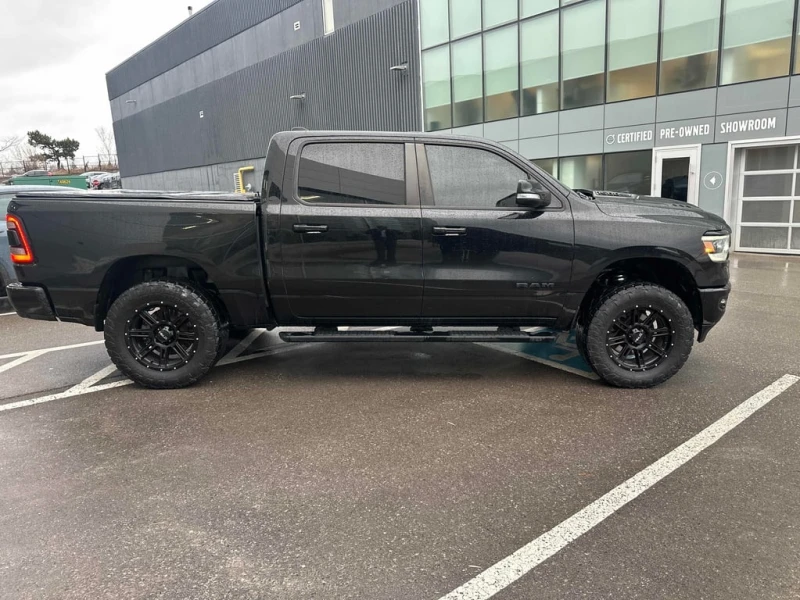 Dodge RAM 1500 * Sport * CARFAX * БЕЗ ПЪРВОНАЧАЛНА ВНОСКА, снимка 3 - Автомобили и джипове - 52856975