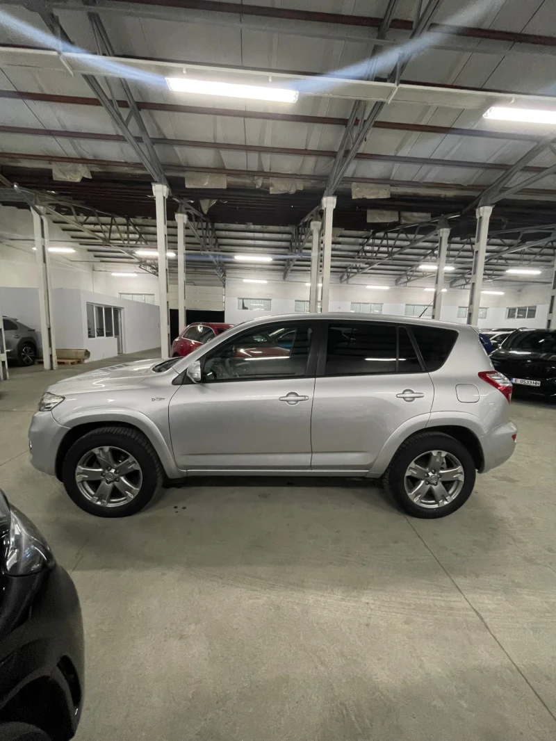 Toyota Rav4 2.2D-4D 4x4, Подгрев/Автоматик/Нави/кожа/темпо/ТОП, снимка 8 - Автомобили и джипове - 52888072