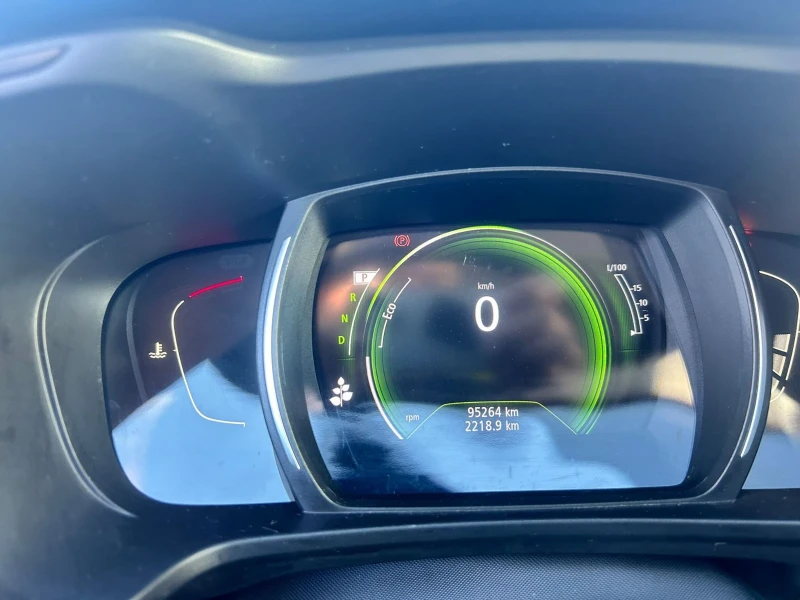 Renault Kadjar, снимка 11 - Автомобили и джипове - 52926676