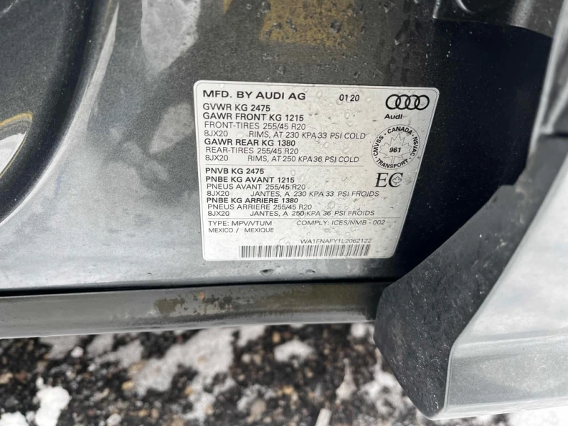 Audi Q5 Technik  CARFAX, снимка 10 - Автомобили и джипове - 53030696