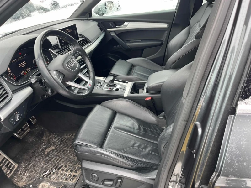 Audi Q5 Technik  CARFAX, снимка 5 - Автомобили и джипове - 53030696