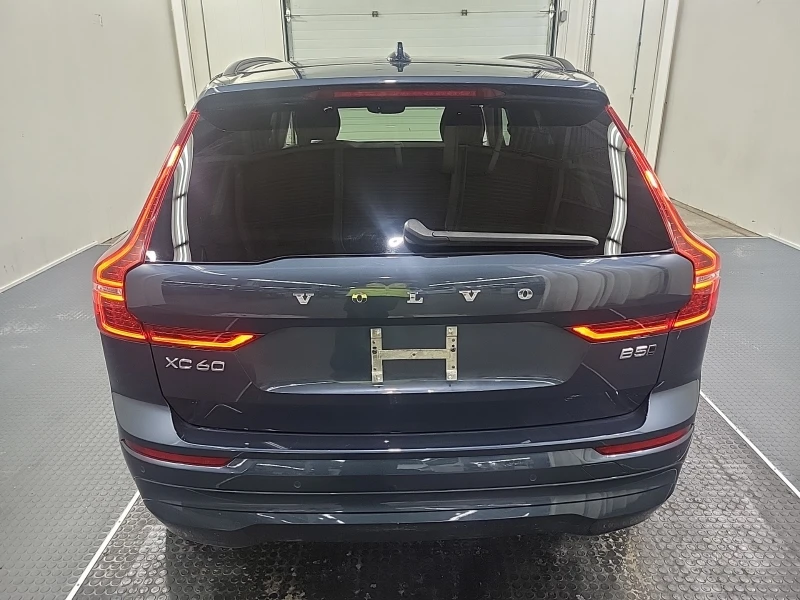 Volvo XC60 MOMENTUM| PANO| 2 KEYS| CARFAX| 4x4, снимка 6 - Автомобили и джипове - 53444211