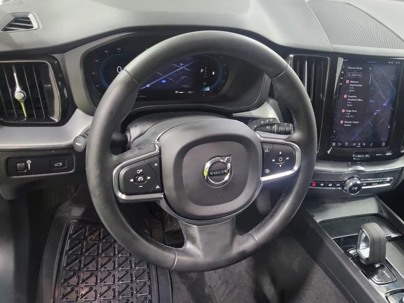 Volvo XC60 MOMENTUM| PANO| 2 KEYS| CARFAX| 4x4, снимка 12 - Автомобили и джипове - 53444211