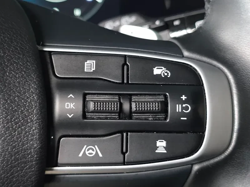 Kia Sportage LPG 2.0| Pano| 360| �������| ���������| Head Up|  | Mobile.bg � ����������� 16
