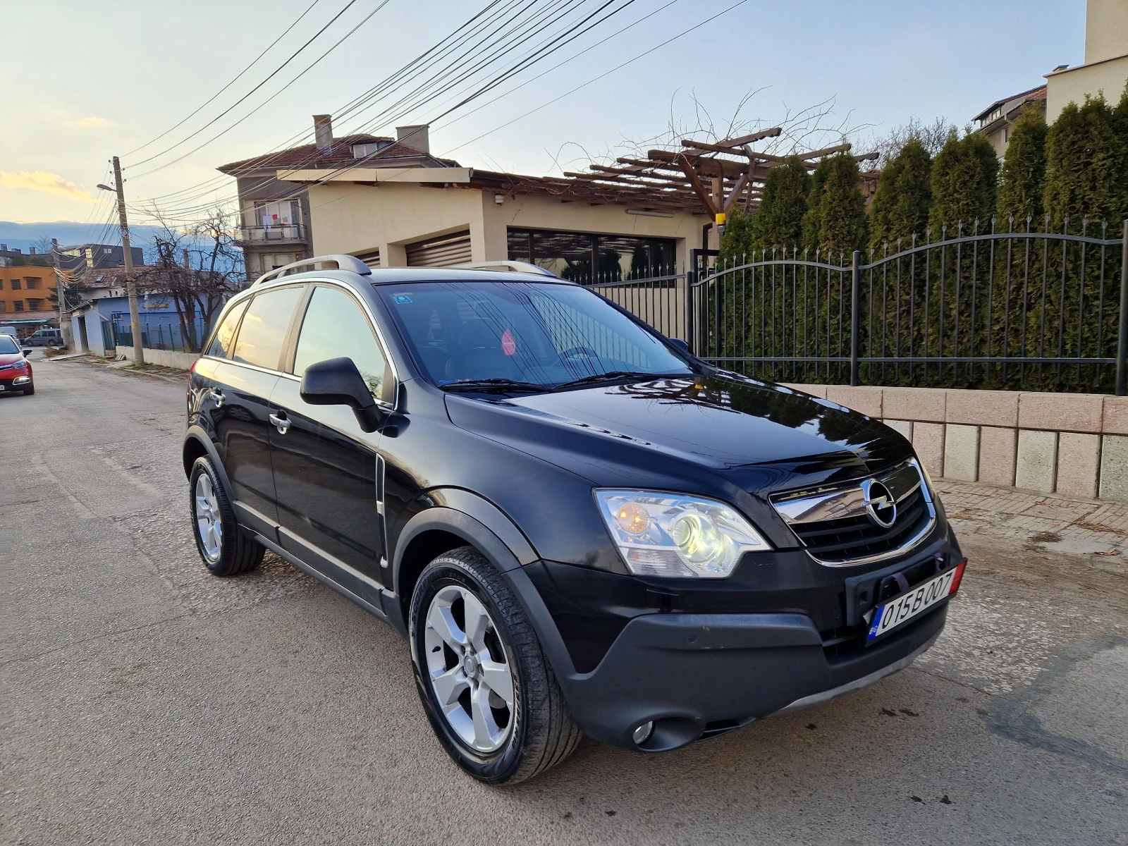 Opel Antara 2.0CDTi 4x4 COSMO AUTOMATIC - изображение 2