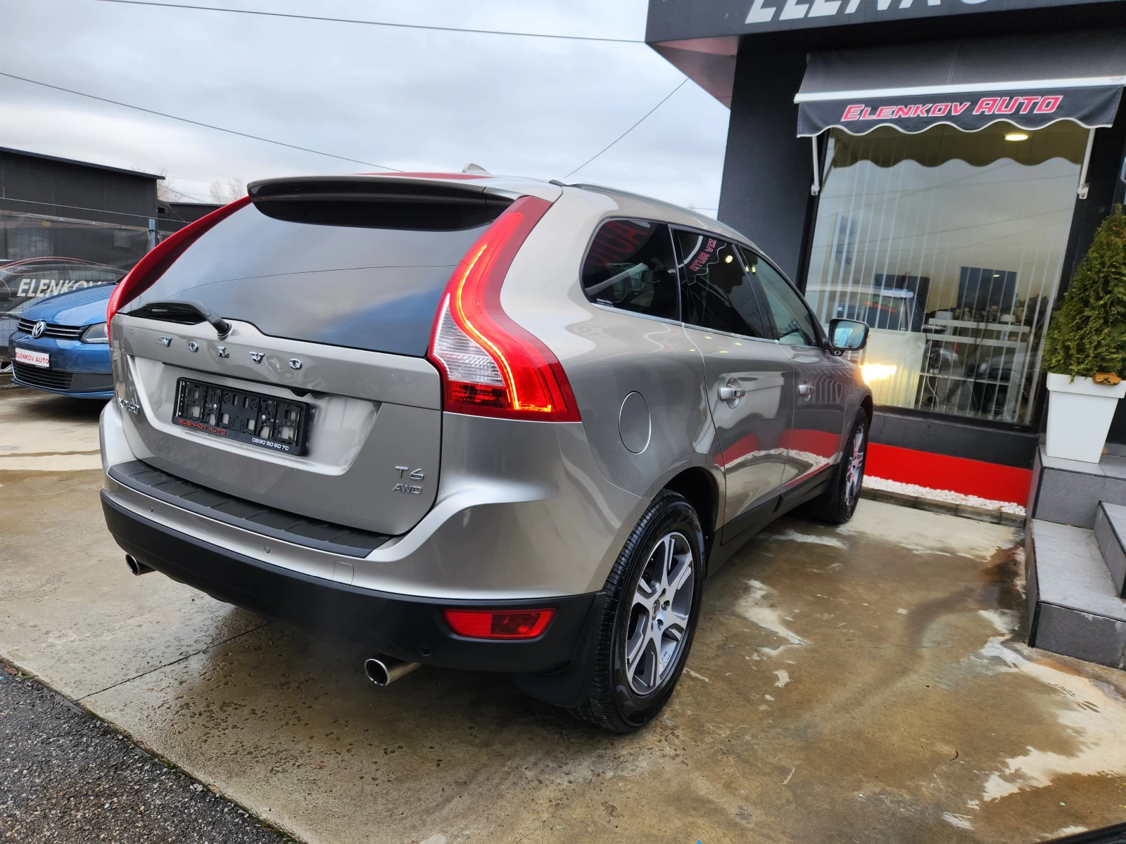 Volvo XC60 T6 3.0i-305к.с EURO 5b 4X4-АВТОМАТИК-ШВЕЙЦАРИЯ - изображение 8