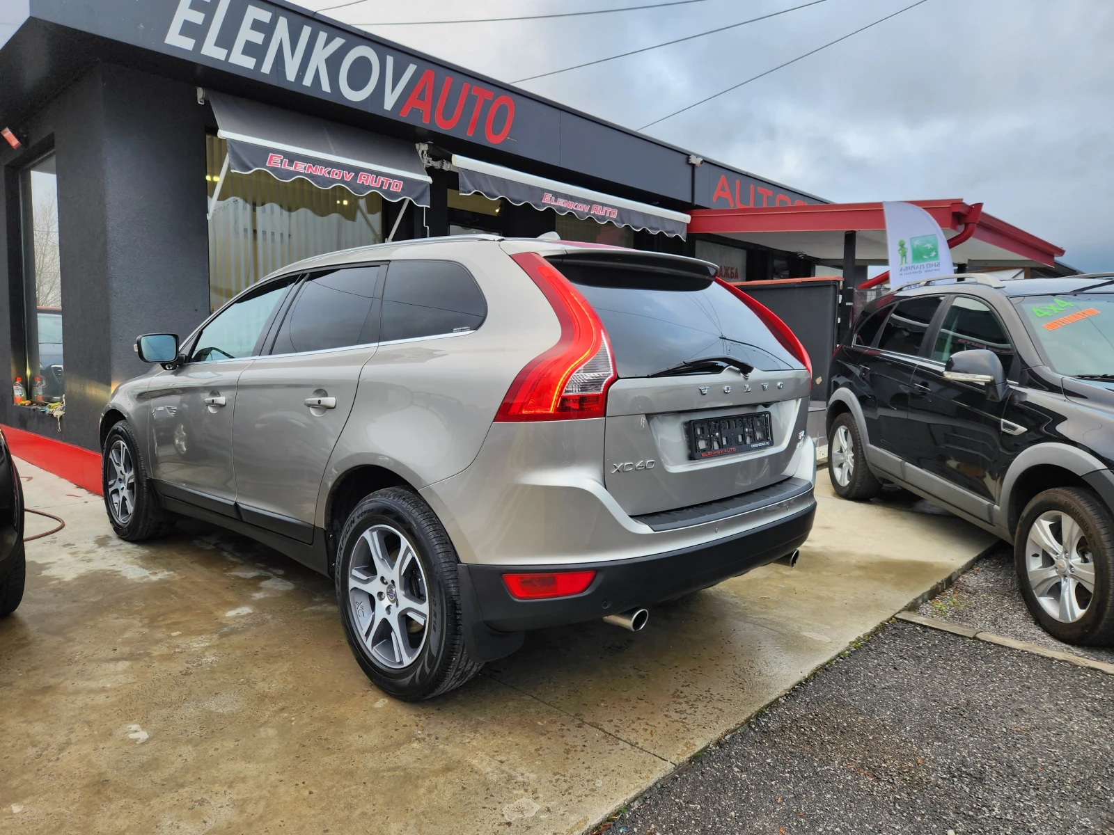 Volvo XC60 T6 3.0i-305к.с EURO 5b 4X4-АВТОМАТИК-ШВЕЙЦАРИЯ - изображение 6