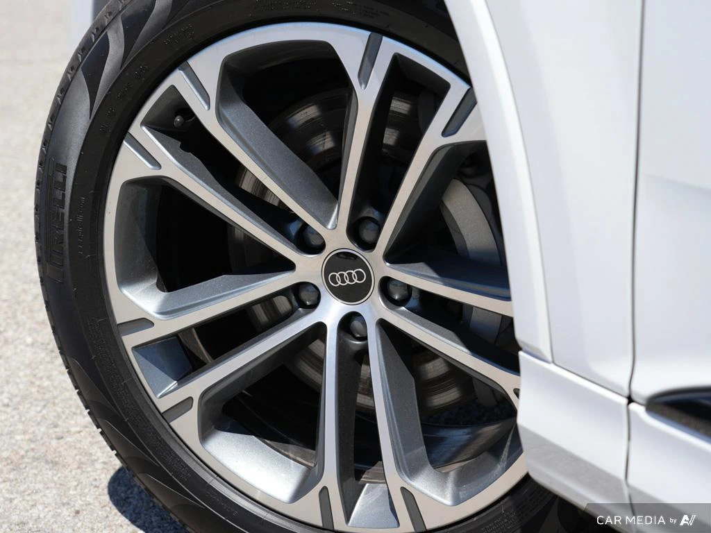 Audi Q7 PANO/AWD/ФИНАНСИРАНЕ - изображение 6