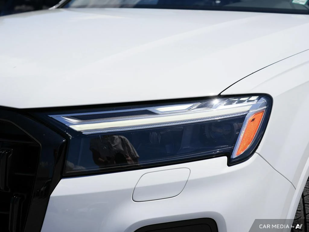 Audi Q7 PANO/AWD/ФИНАНСИРАНЕ - изображение 8