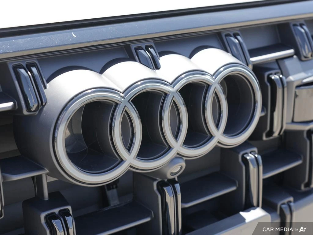 Audi Q7 PANO/AWD/ФИНАНСИРАНЕ - изображение 7