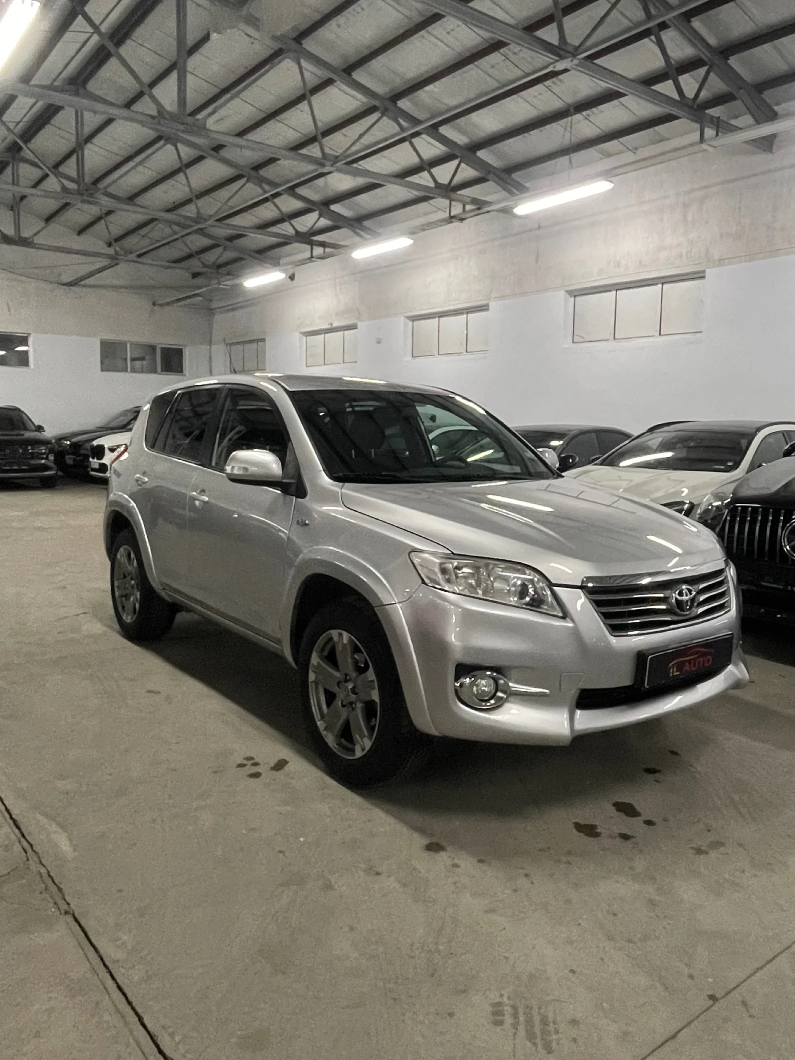 Toyota Rav4 2.2D-4D 4x4, Подгрев/Автоматик/Нави/кожа/темпо/ТОП - изображение 2