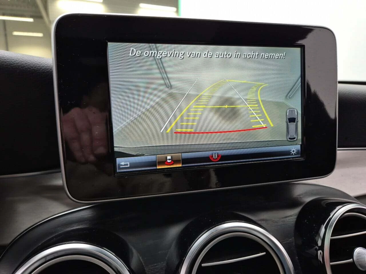 Mercedes-Benz GLC 220 AMG 4Matic Pano, снимка 9 - Автомобили и джипове - 53824260