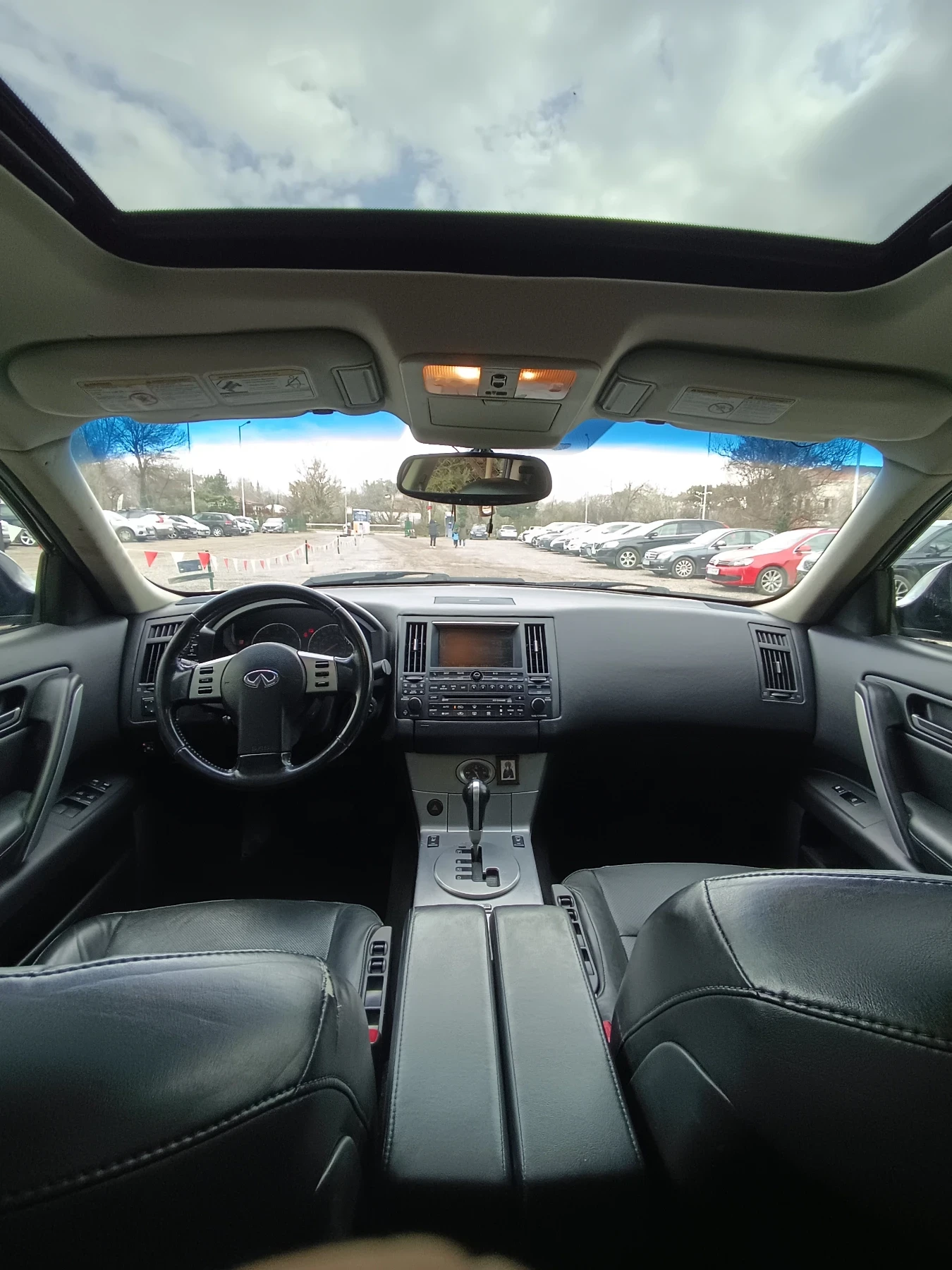 Infiniti Fx 35, снимка 4 - Автомобили и джипове - 54091773