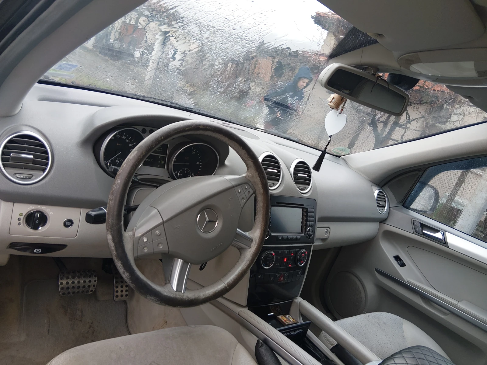 Mercedes-Benz ML 320, снимка 4 - Автомобили и джипове - 54207831