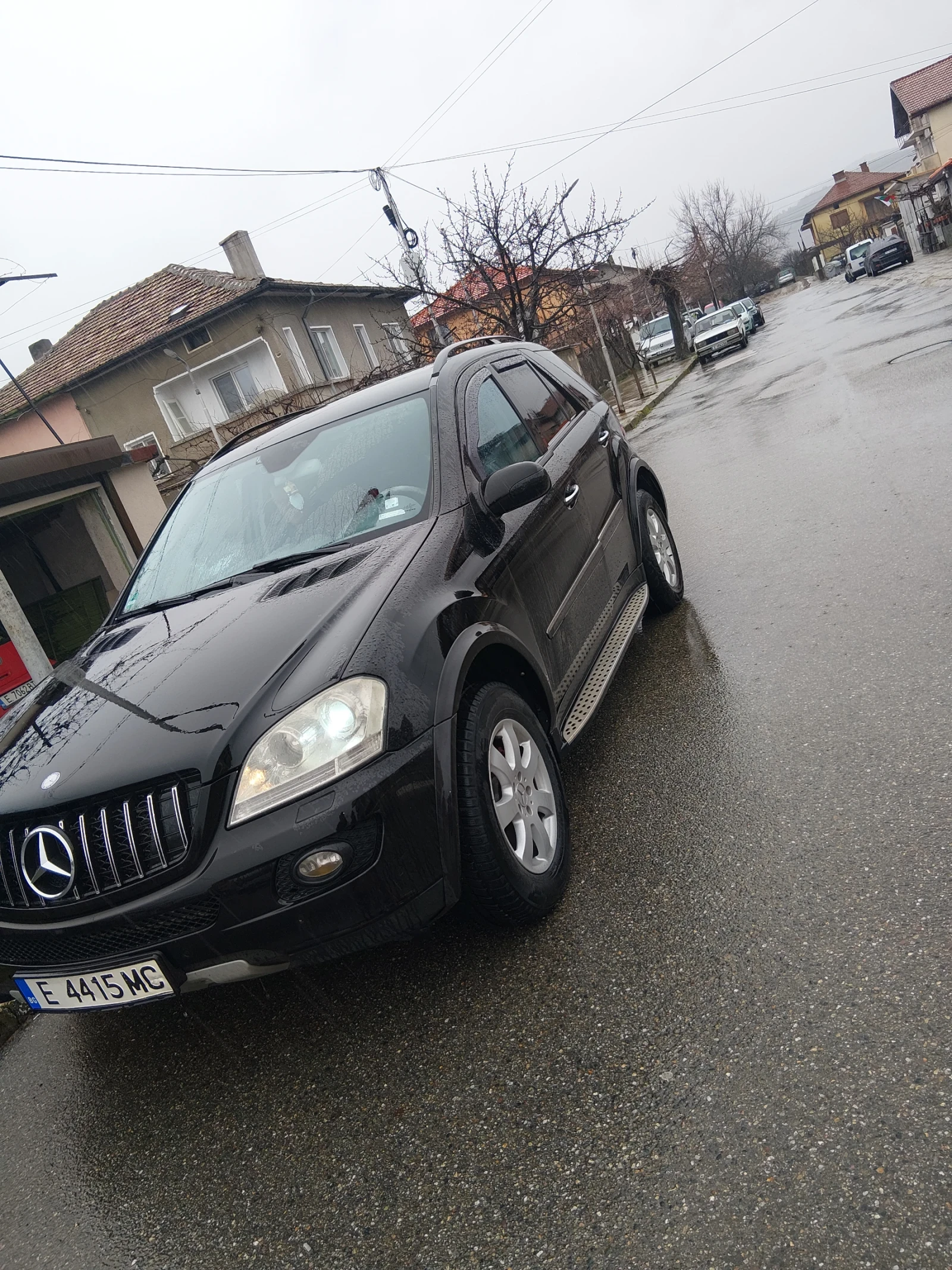Mercedes-Benz ML 320, снимка 2 - Автомобили и джипове - 54207831