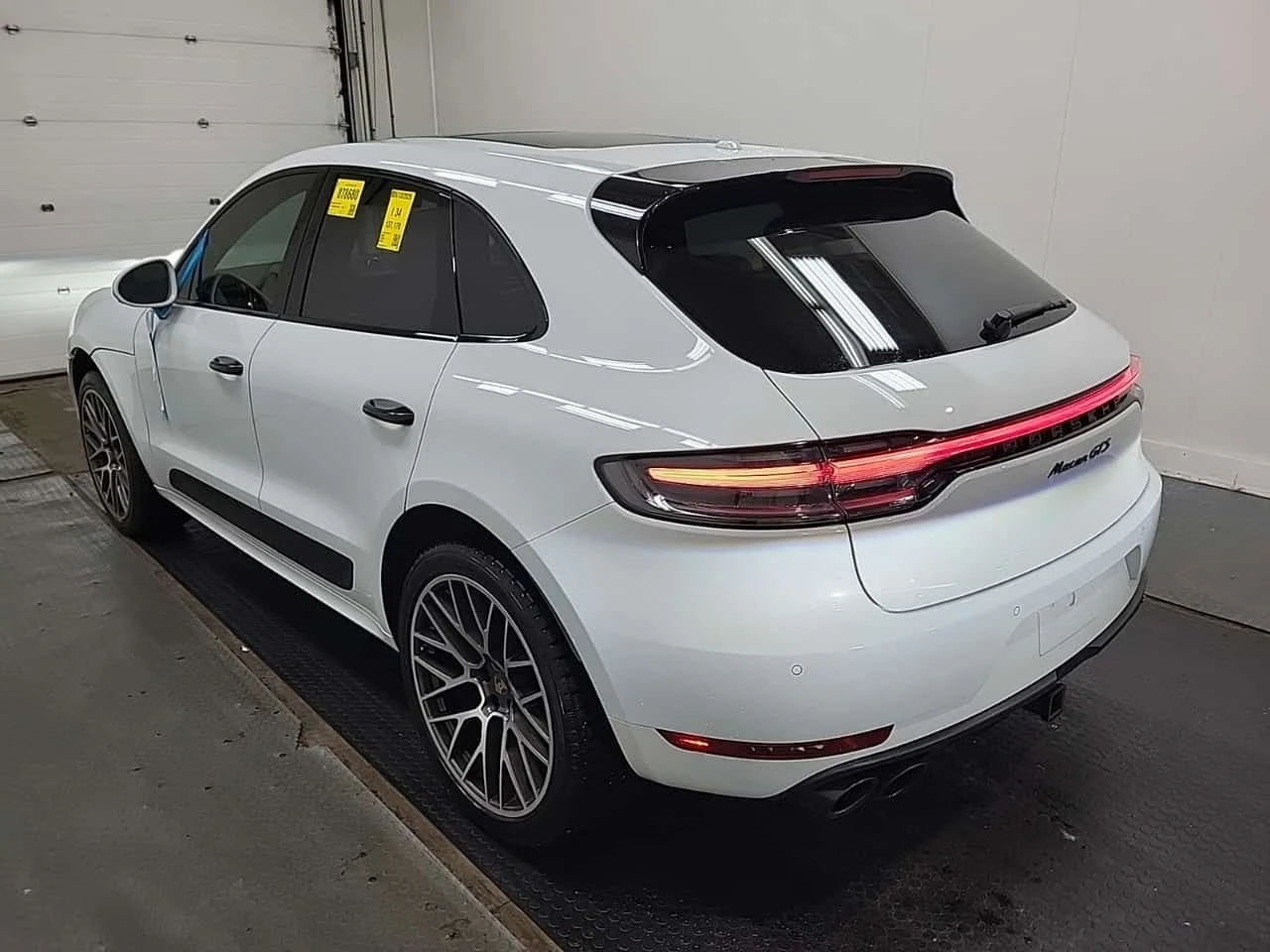 Porsche Macan * GTS * CARFAX * 2 КЛЮЧА * ПАНО * ОБДУХВАНЕ * , снимка 5 - Автомобили и джипове - 54510891