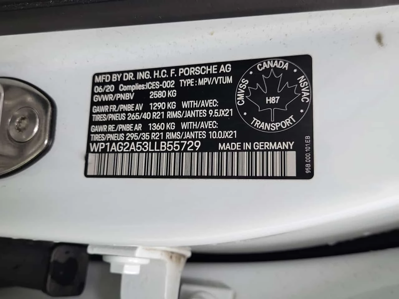 Porsche Macan * GTS * CARFAX * 2 КЛЮЧА * ПАНО * ОБДУХВАНЕ * , снимка 16 - Автомобили и джипове - 54510891