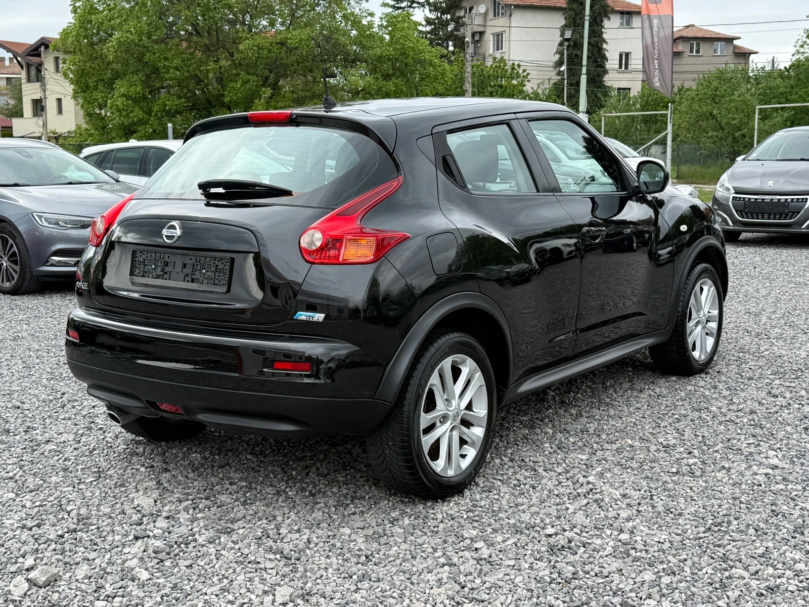 Nissan Juke 1.5 dCi (110 кс) , снимка 8 - Автомобили и джипове - 54526532