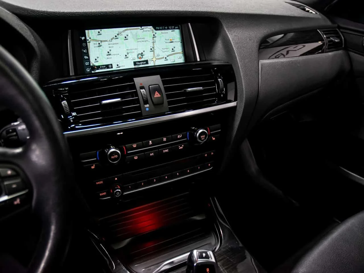 BMW X3 * AWD xDrive28i ONLY 32K LOW KM PREMIUM ESSENTIAL  | Mobile.bg � ����������� 15