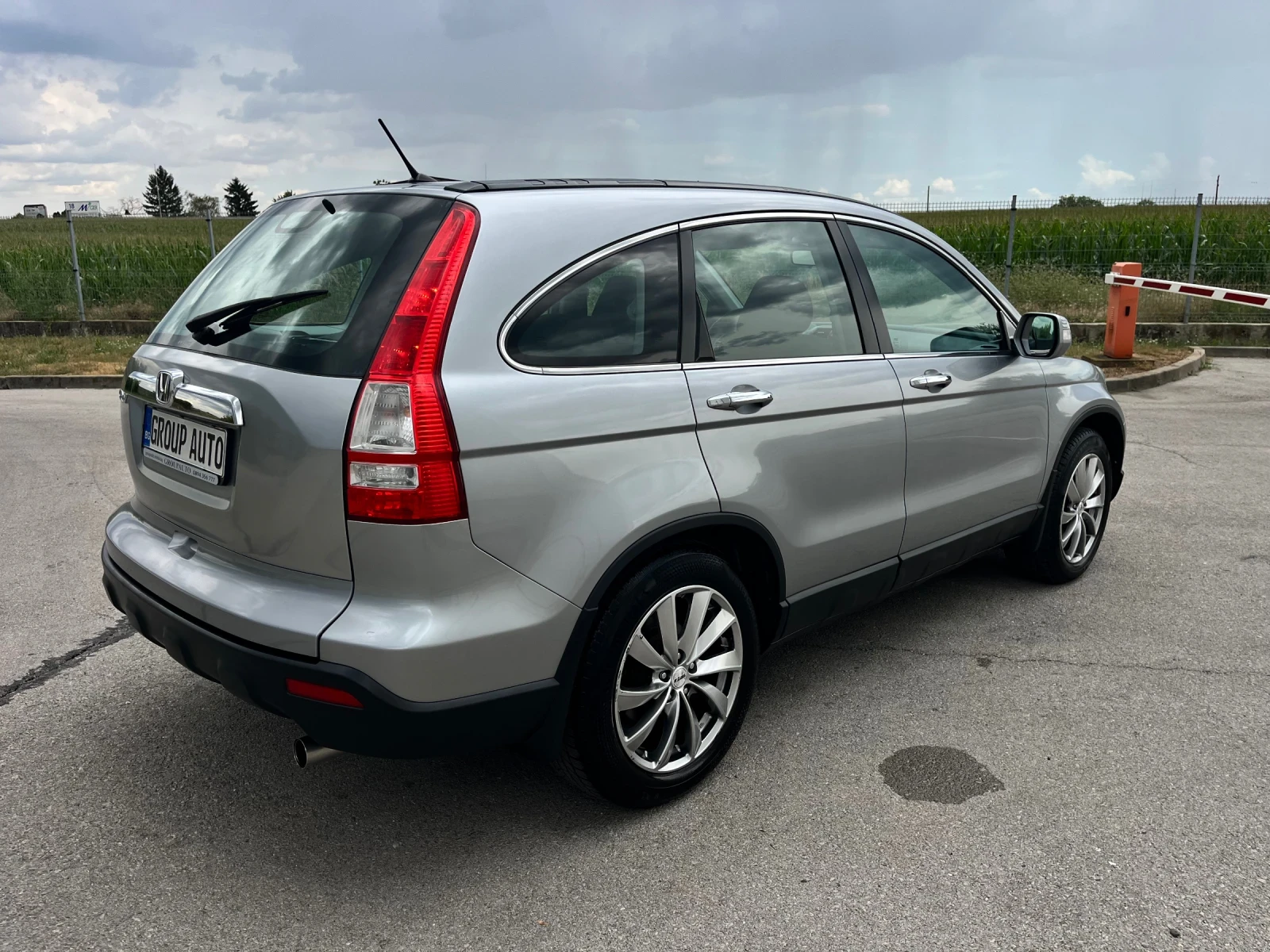 Honda Cr-v 2, 0i-150k.c/4x4/ПОДГРЕВ/РЪЧНИ СКОРОСТИ!!!, снимка 6 - Автомобили и джипове - 55213064