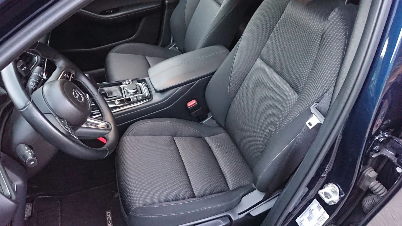 Mazda CX-30 AWD, снимка 8 - Автомобили и джипове - 55702175