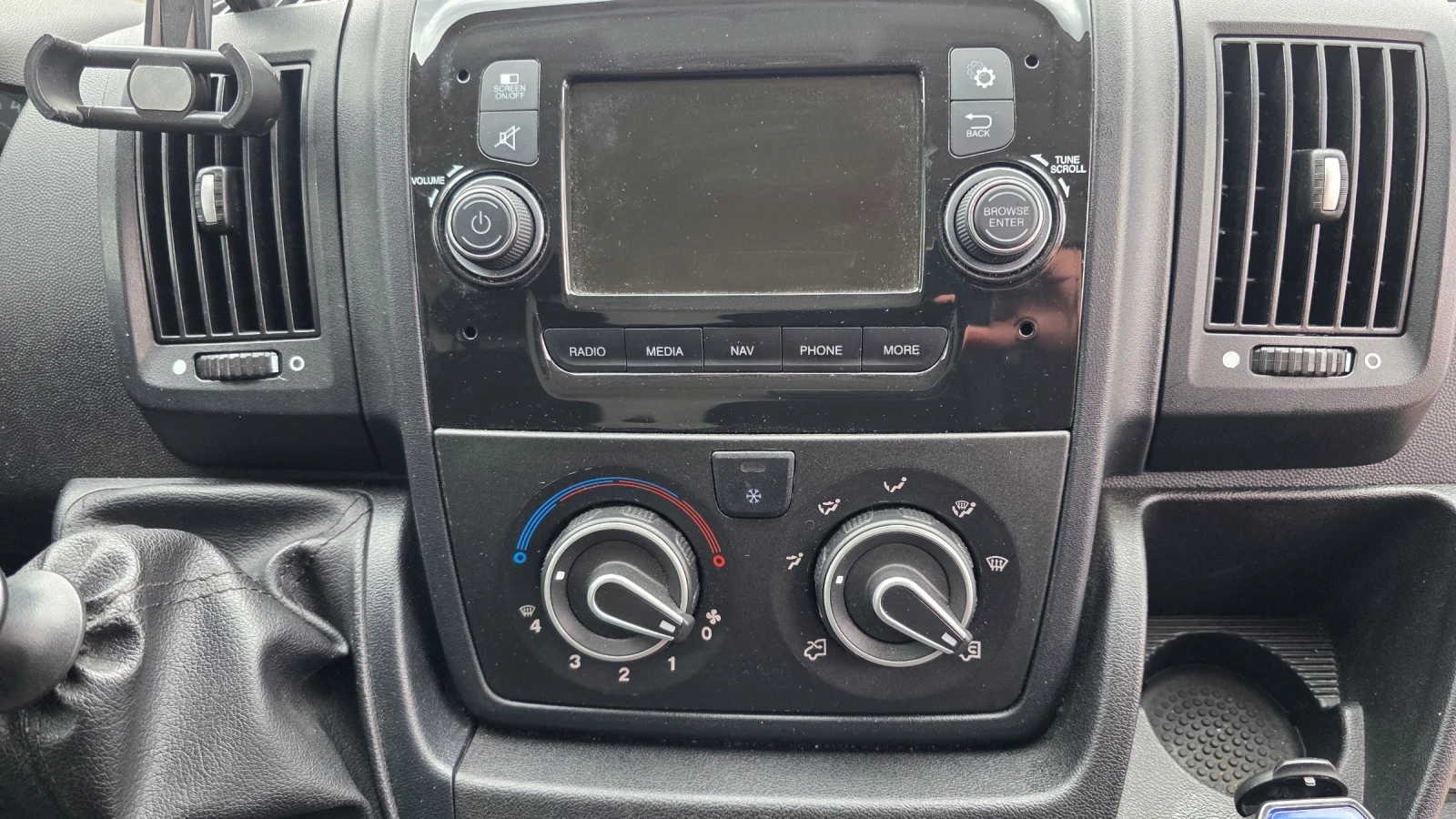 Citroen Jumper 165к.с., навигация, камера, автопилот, снимка 9 - Бусове и автобуси - 53754247