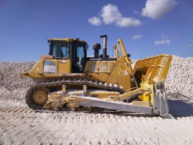 Булдозер Komatsu, снимка 8