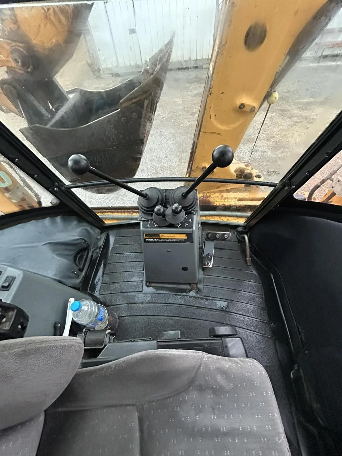 ����� Case 590 Super LE | Mobile.bg � ����������� 5