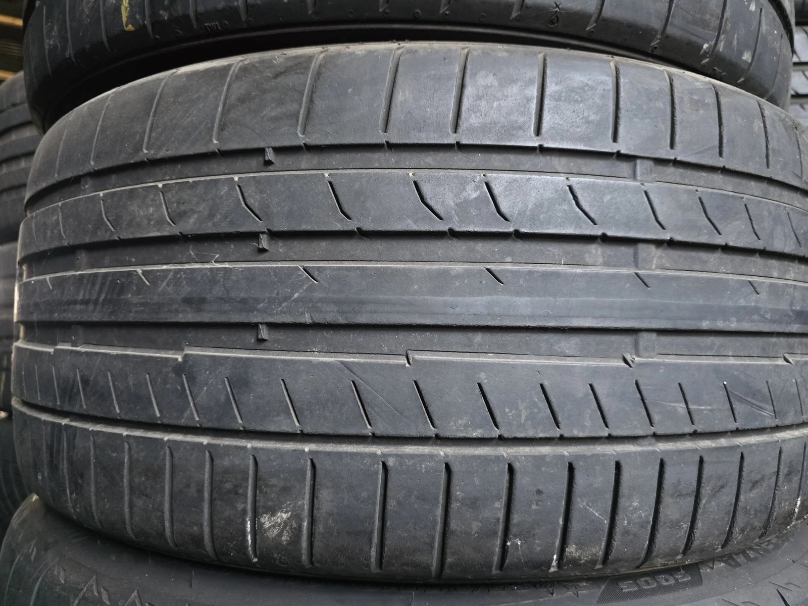 Гуми Летни 235/35R19