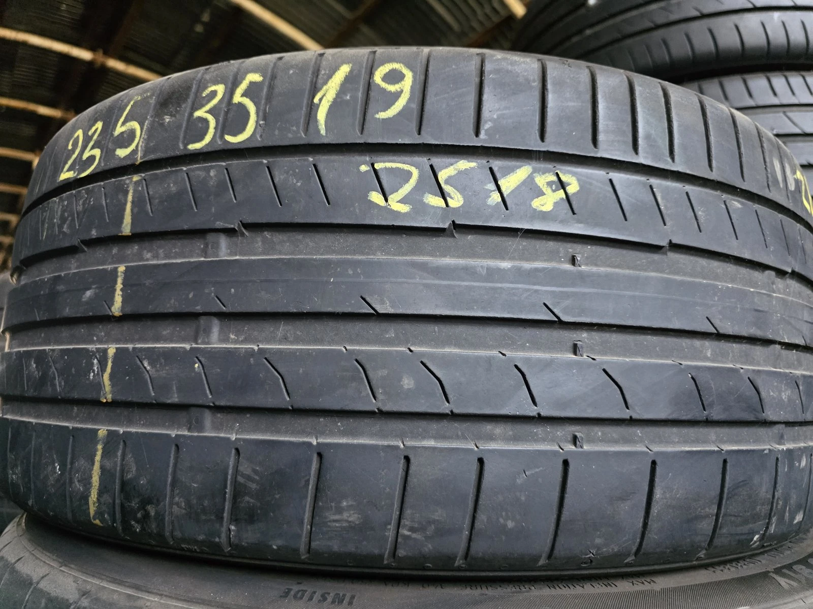 ���� 235/35R19 | Mobile.bg � ����������� 2