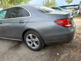 Mercedes-Benz E 220 220d, снимка 3