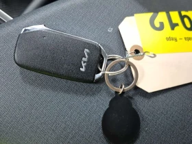 Kia EV6 4D UTILITY AWD/LAND/CARFAX/Панорама/Подгрев, снимка 9