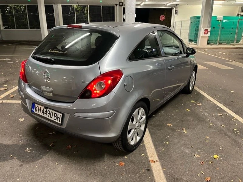 Opel Corsa 1.2 GAS/PETROL, снимка 9 - Автомобили и джипове - 47261572