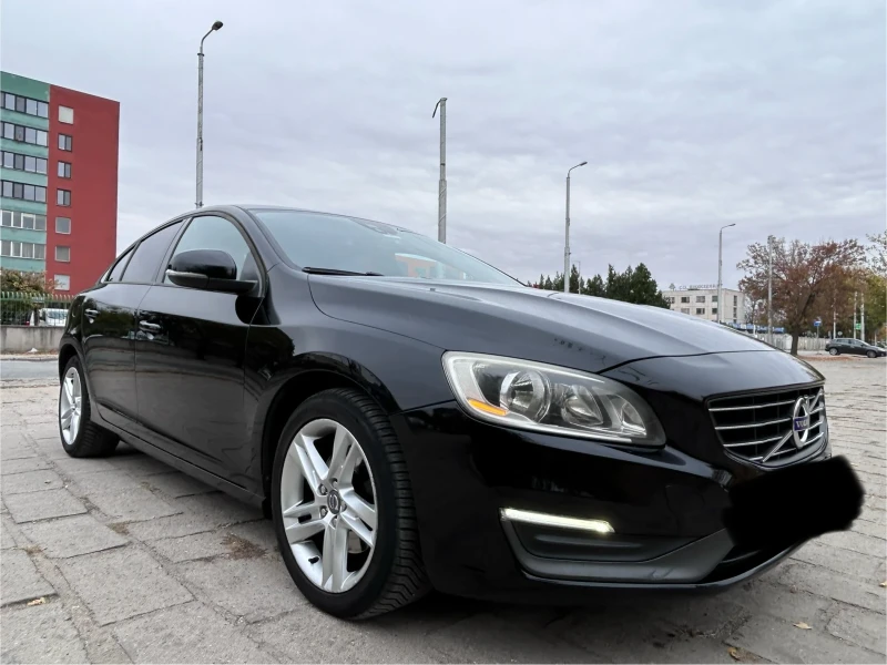 Volvo S60, снимка 1 - Автомобили и джипове - 47847035