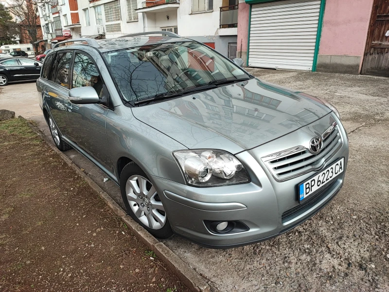 Toyota Avensis 2.2 D4D, снимка 3 - Автомобили и джипове - 48072709