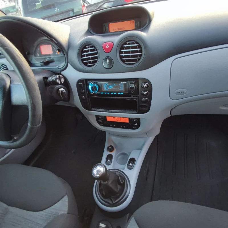 Citroen C3 XTR* 1.4* HDI* 90 ks* , снимка 13 - Автомобили и джипове - 48719148