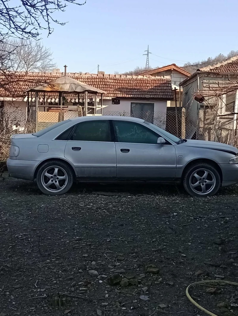 Audi A4, снимка 1 - Автомобили и джипове - 48720829