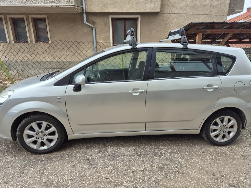 Toyota Corolla verso, снимка 2 - Автомобили и джипове - 49120114