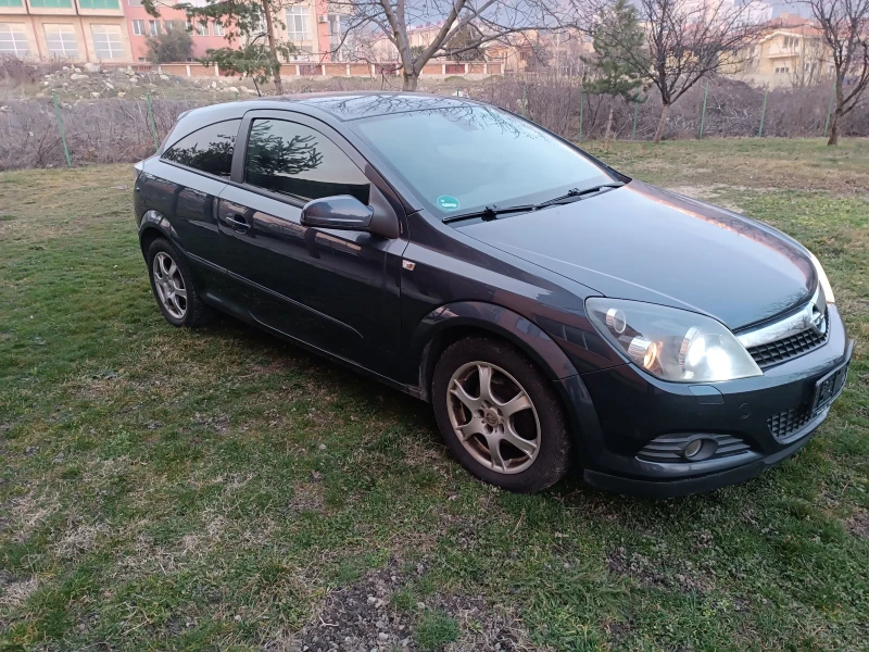 Opel Astra 1.8i 140кс, снимка 14 - Автомобили и джипове - 49586213