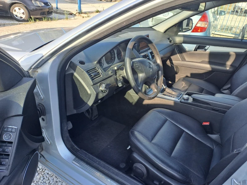 Mercedes-Benz C 220 CDI, AVANTGARDE, AVTOMAT, Кожа, снимка 7 - Автомобили и джипове - 51595693