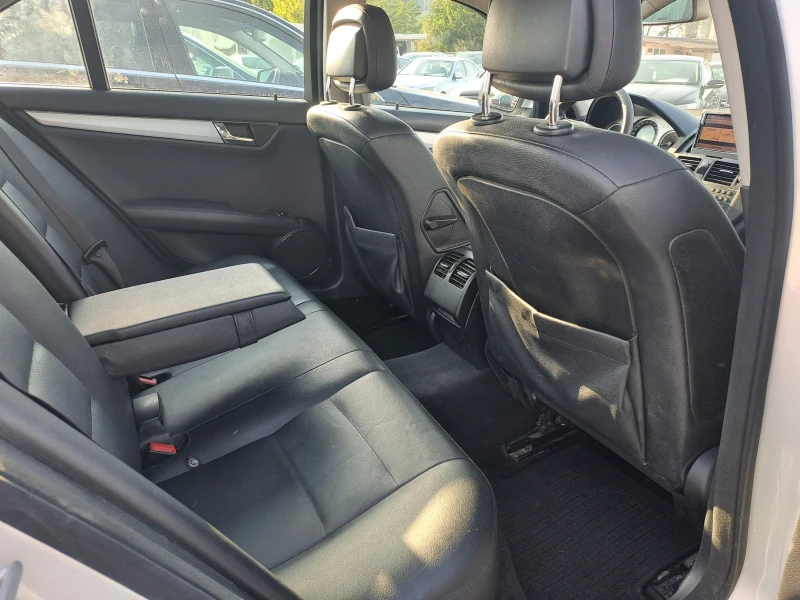 Mercedes-Benz C 220 CDI, AVANTGARDE, AVTOMAT, Кожа, снимка 8 - Автомобили и джипове - 51595693