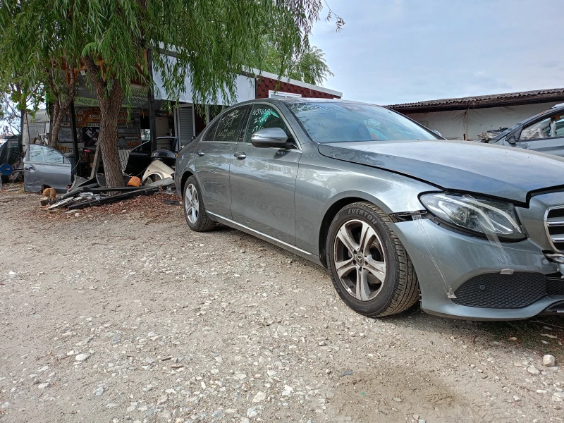 Mercedes-Benz E 220 220d