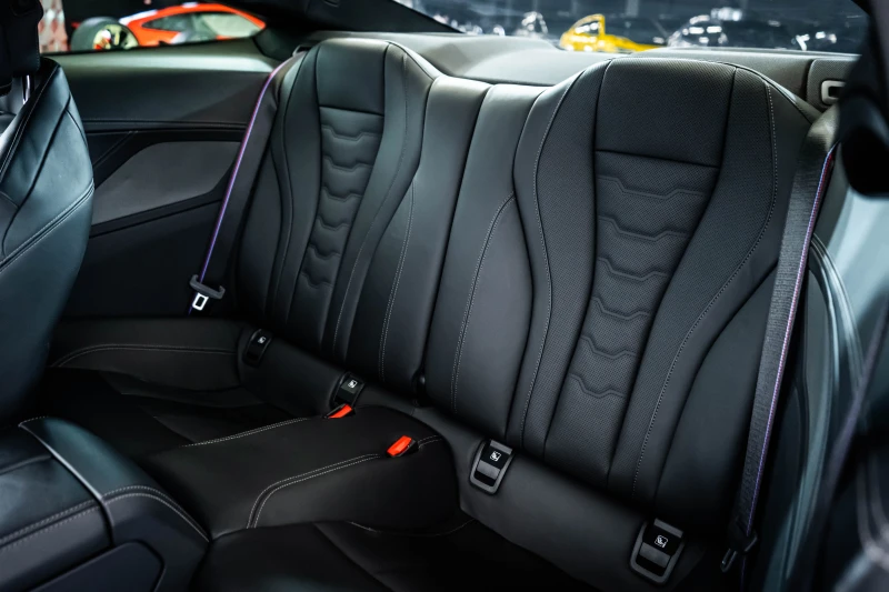 BMW 850 i xDrive * Msport* H/K* 360* Individual, снимка 15 - Автомобили и джипове - 52524484