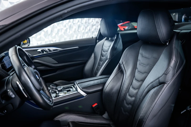 BMW 850 i xDrive * Msport* H/K* 360* Individual, снимка 12 - Автомобили и джипове - 52524484