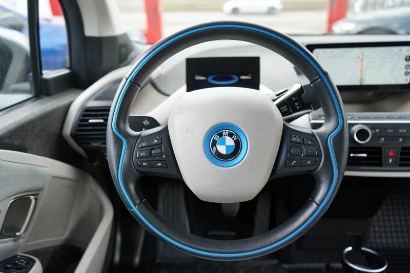 BMW i3 * S* Pano* Cam* ACC* Carplay* H/K* Термопомпа* 120, снимка 12 - Автомобили и джипове - 52965256