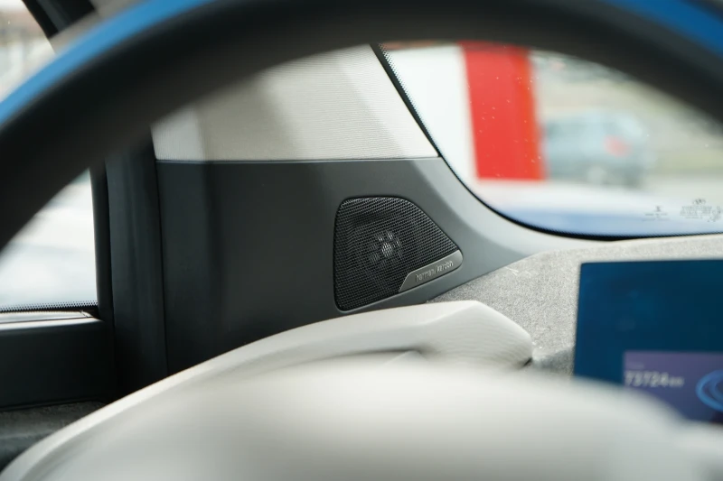 BMW i3 * S* Pano* Cam* ACC* Carplay* H/K* Термопомпа* 120, снимка 11 - Автомобили и джипове - 52965256