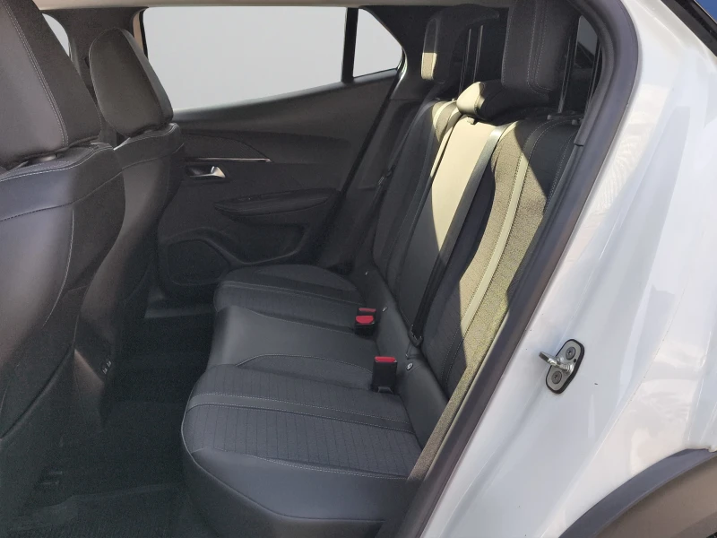 Peugeot 2008 ALLURE PACK 1.2 PureTech 100 BVM6 EURO6//2106207, снимка 12 - Автомобили и джипове - 53119970