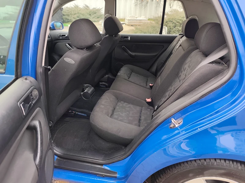 VW Golf 1.6 ГАЗ-ИНЖ * КЛИМАТРОНИК*  !ТОП!!, снимка 12 - Автомобили и джипове - 53237866