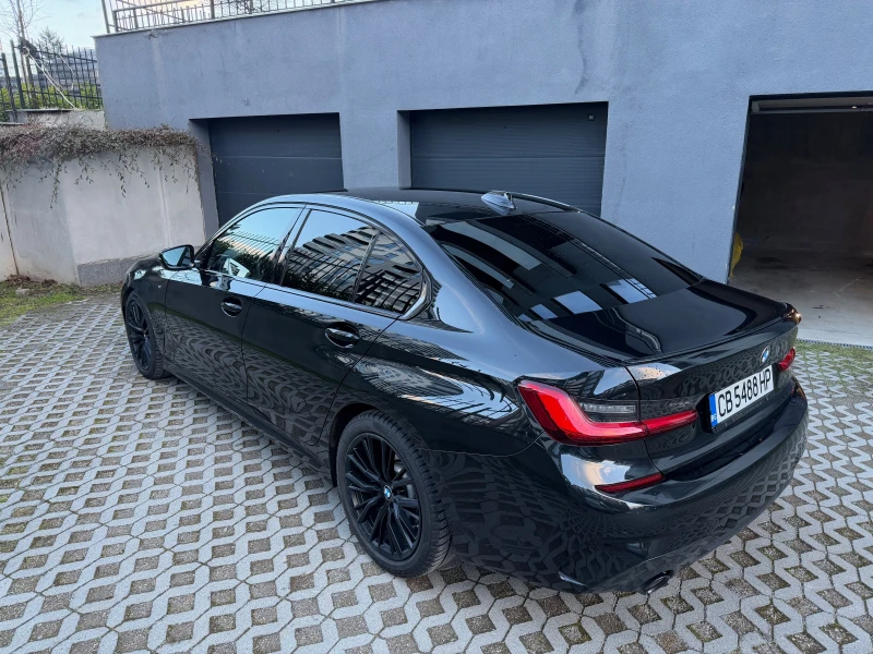 BMW 320 xDrive, снимка 2 - Автомобили и джипове - 53404519