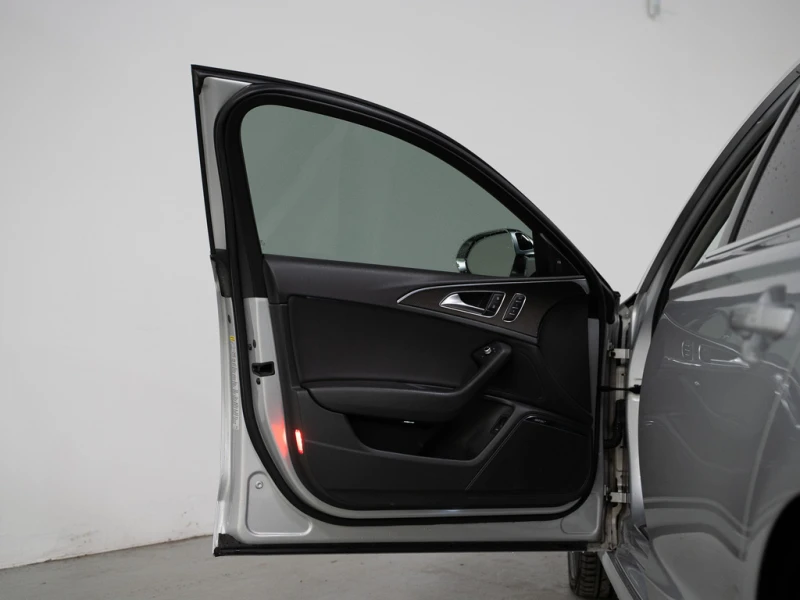 Audi S6 PRESTIGE | CARBON FIBRE | B&O | 20 IN, снимка 7 - Автомобили и джипове - 53459695